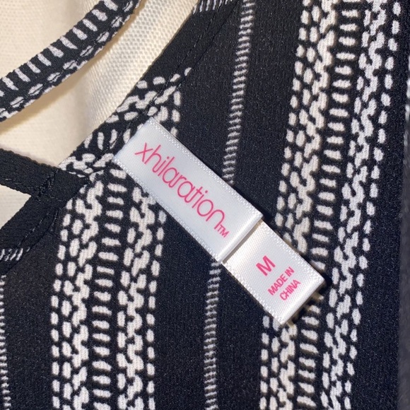 Xhilaration Black And White Off Shoulder Dress Size M USED - Picture 4 of 5